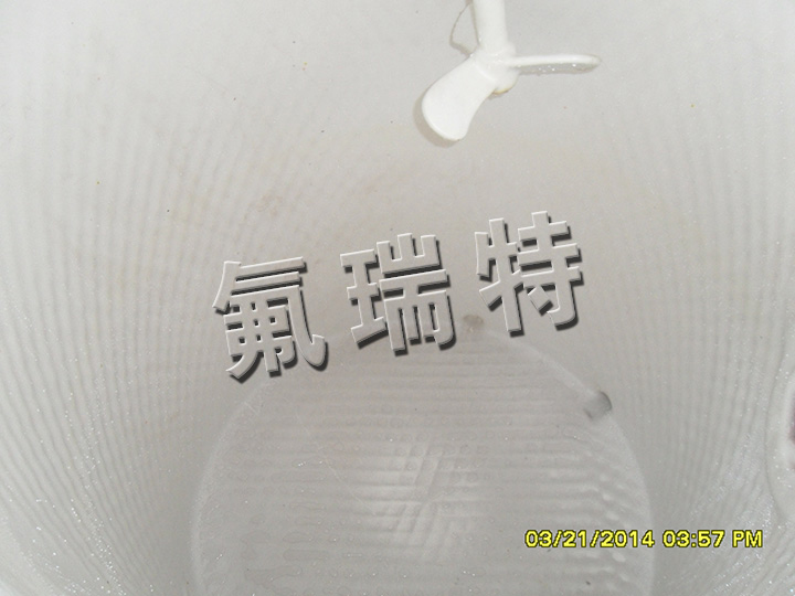 鋼襯塑儲(chǔ)罐、反應(yīng)釜